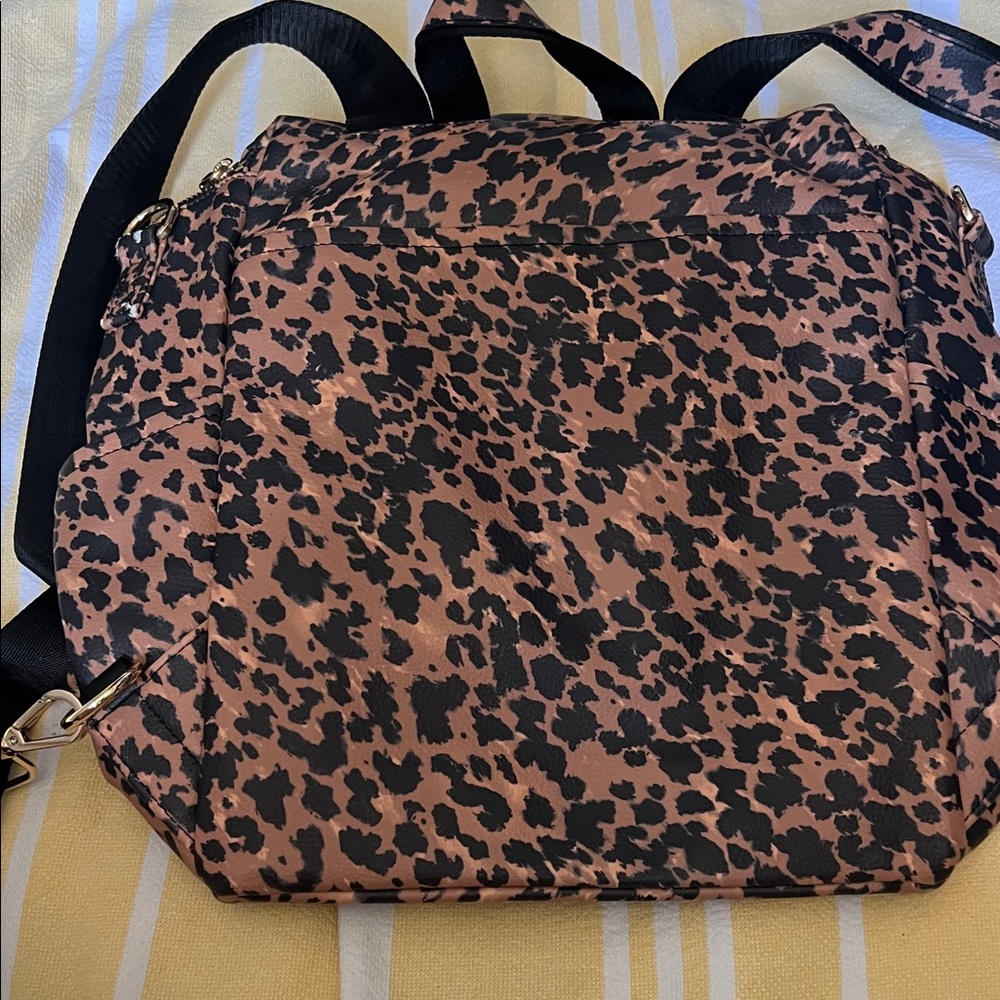 Chic Leopard Print Backpack - Picture 7 of 10